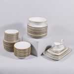 1616 5242 DINNERWARE